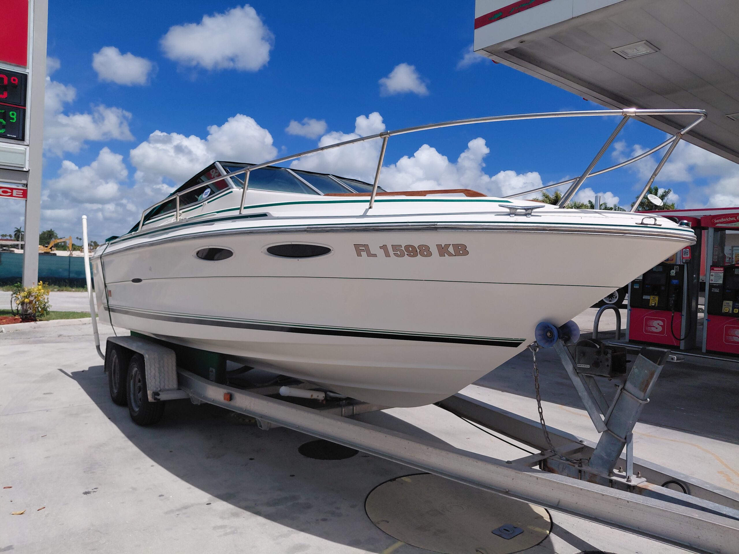 Professional boat salvage team Alachua County Florida
