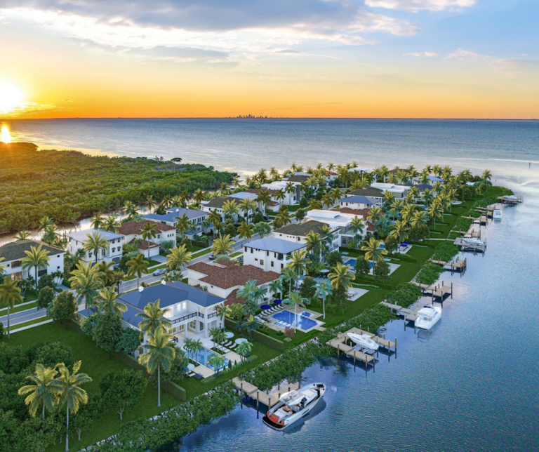 Marina docks and boat slips in Apollo Beach